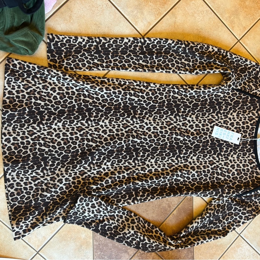 Frankie's Bikinis Leopard Print Top
